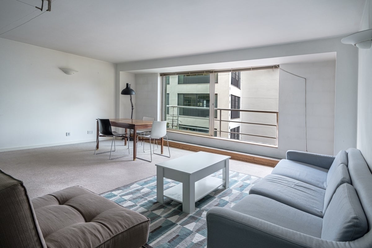 Flat Shad Thames in Greater London
