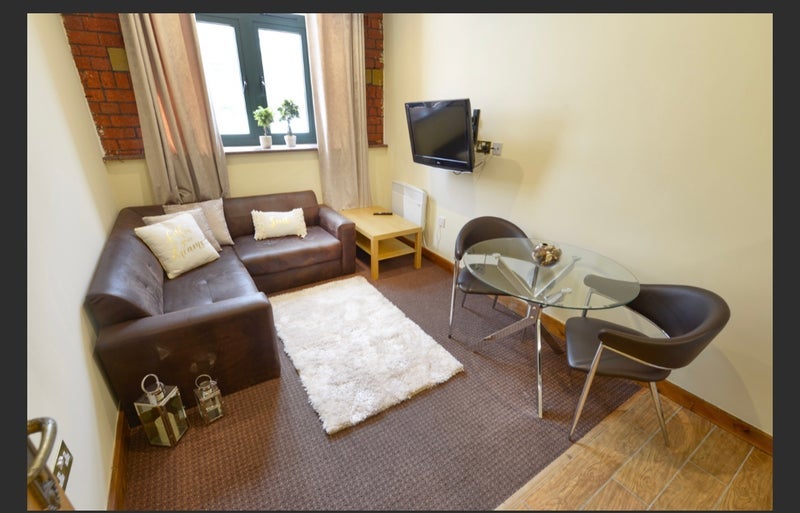 Room Legrams Lane in Bradford