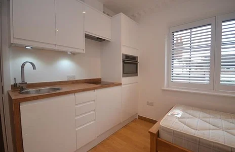 Flat Whitley Street in Reading