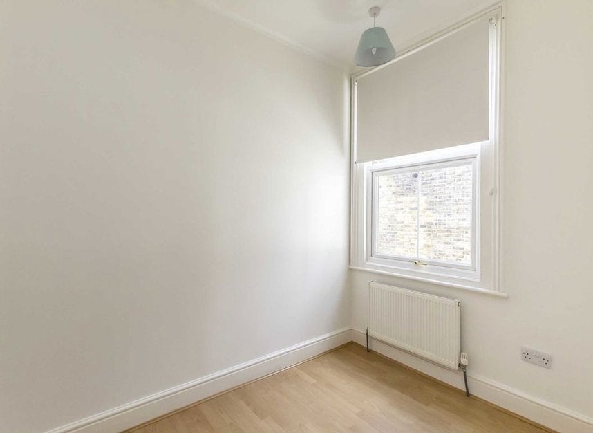 Flat Beauchamp Close in Greater London