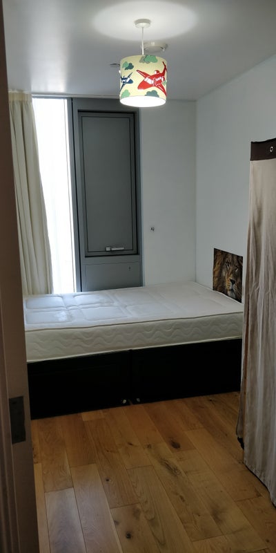 Room Laban Walk in Greater London