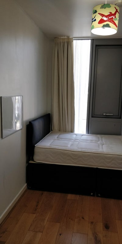 Room Laban Walk in Greater London