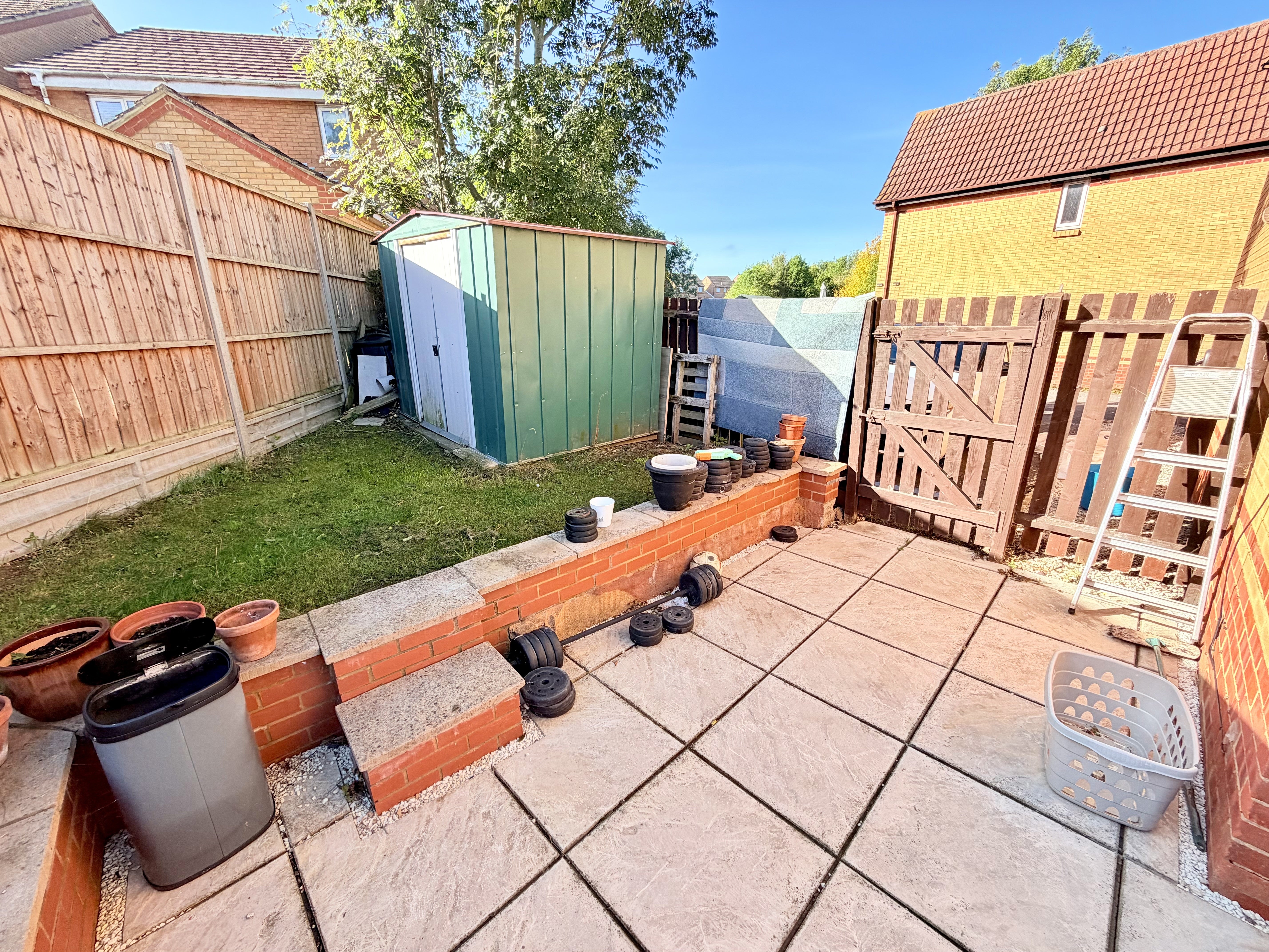 House Balmoral Close in Wellingborough