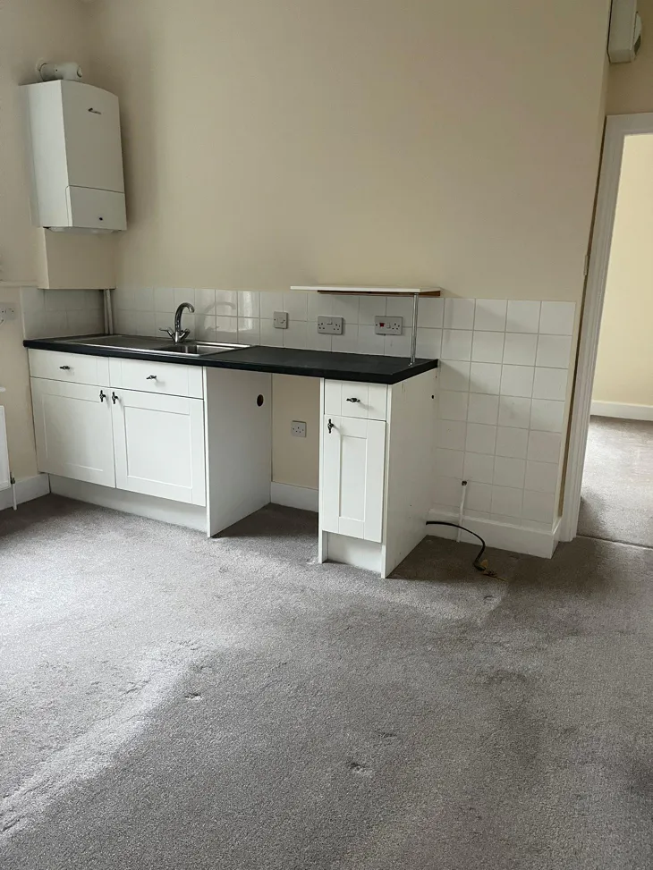 Flat Lion Lane in Crawley