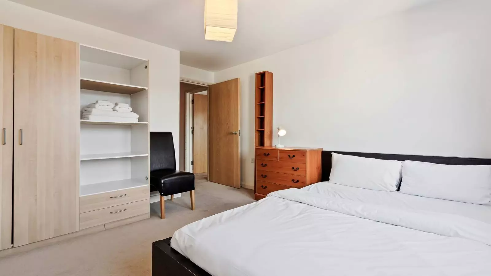 Flat Elgin Avenue in City of Westminster