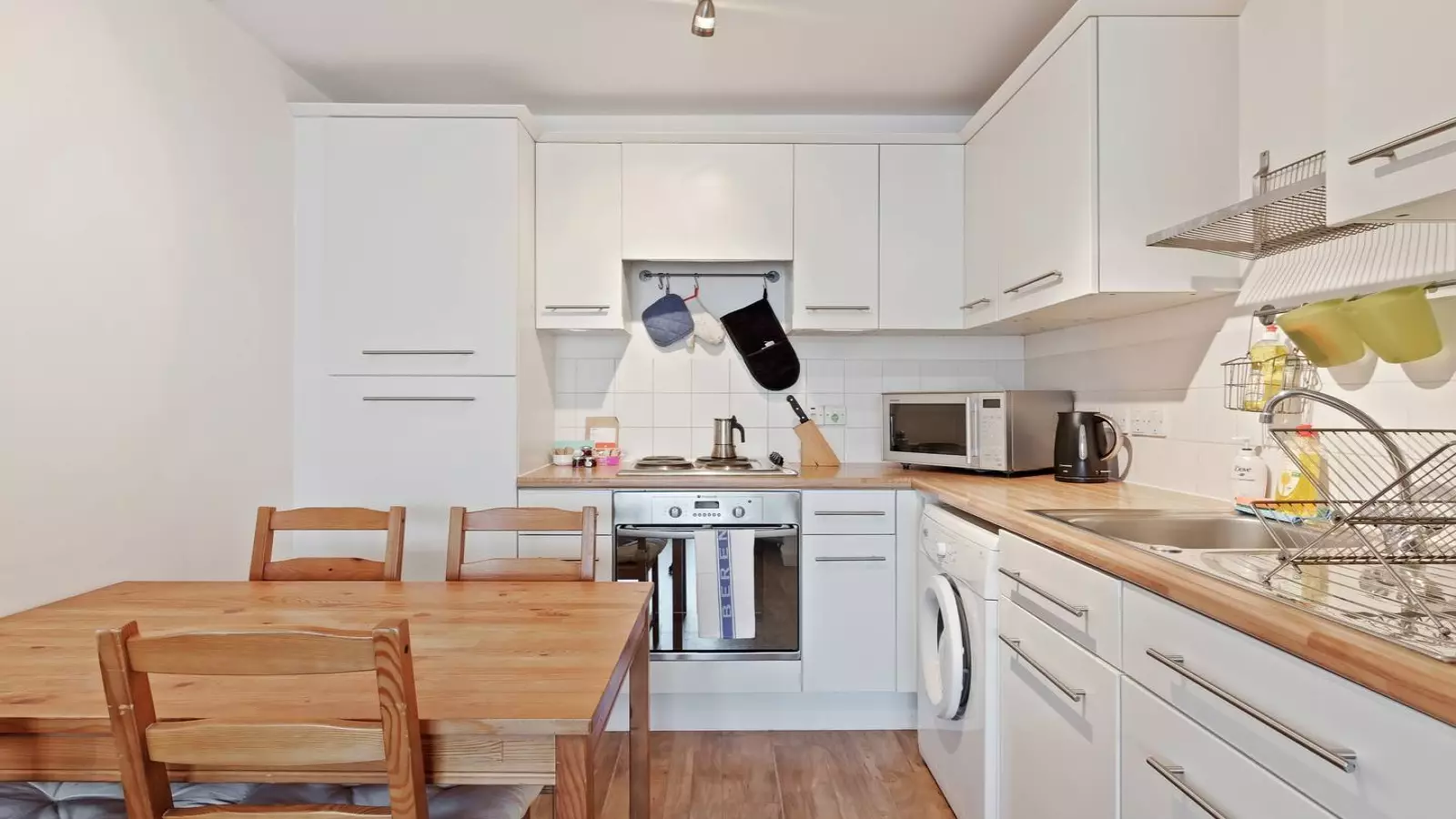 Flat Elgin Avenue in City of Westminster