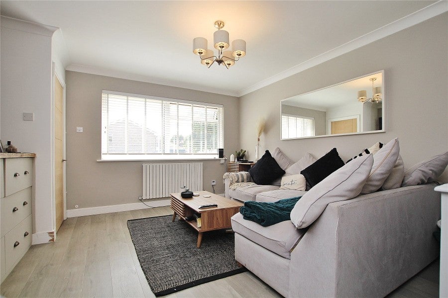 Flat Highclere Court in Woking