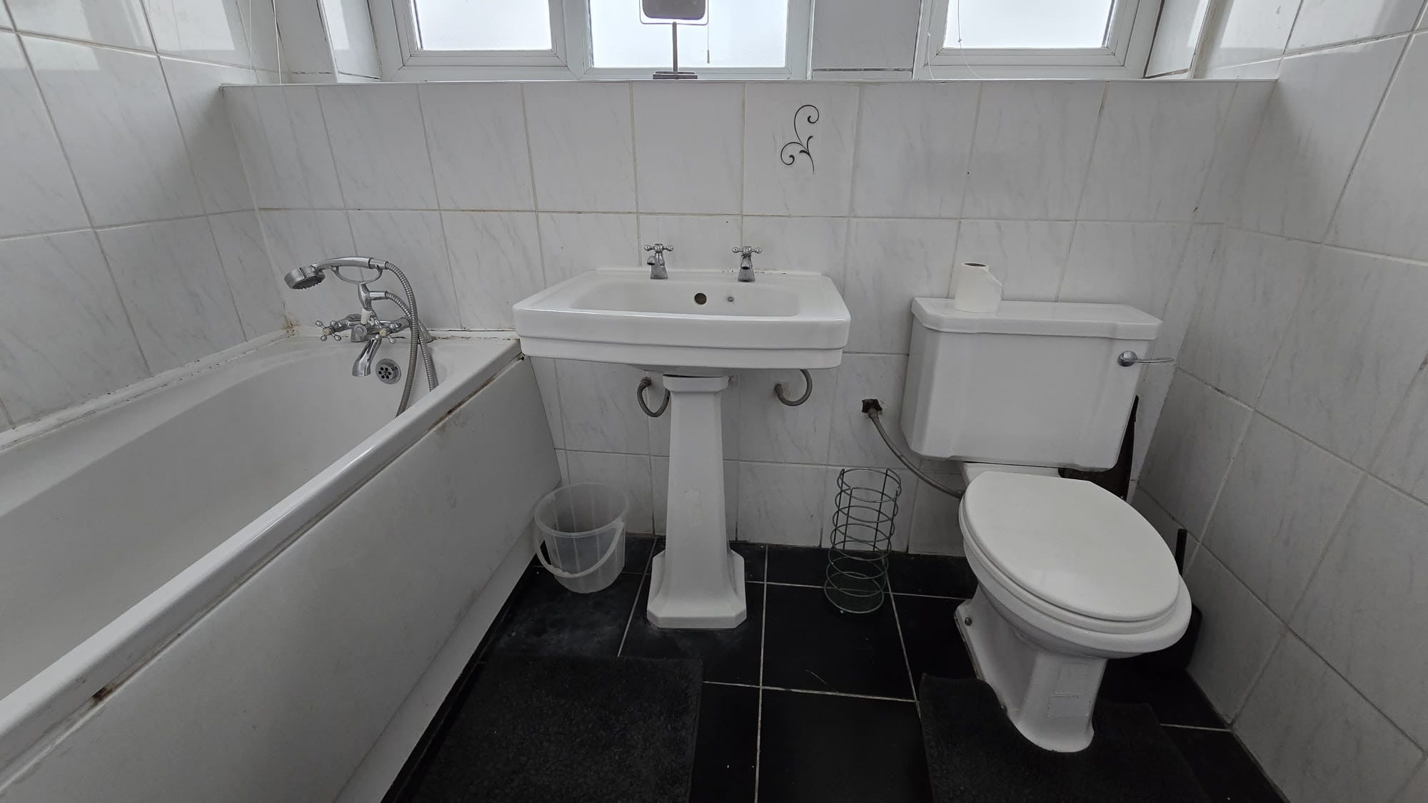 Flat Halley Road in Greater London