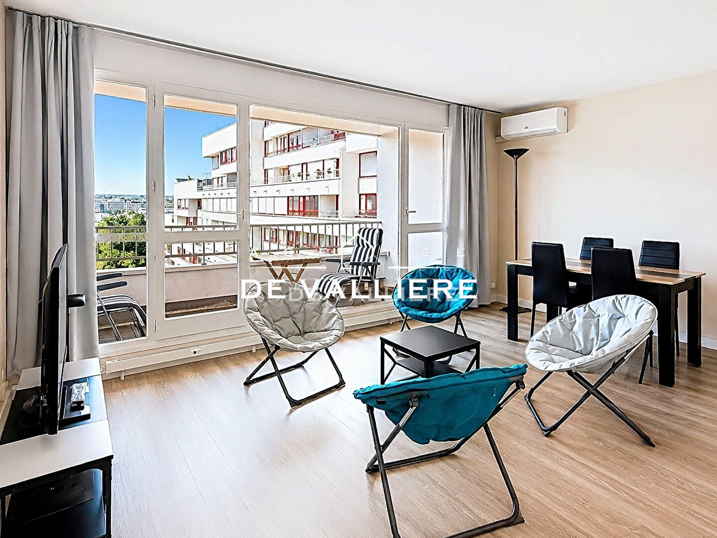 Flat Rue de Suresnes in Nanterre