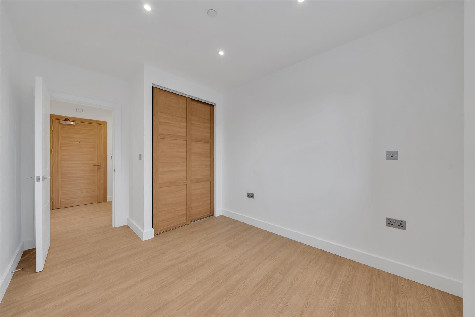 Flat Croydon Road in Greater London