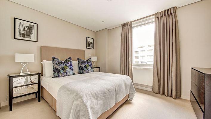 Flat Merchant Square in City of Westminster