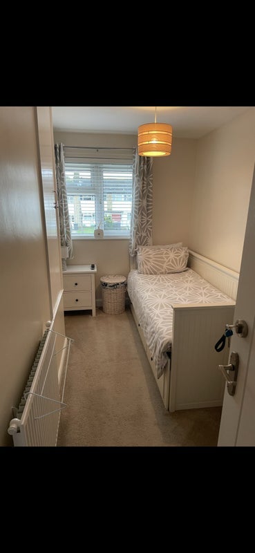 Room Tumbler Road in Harlow