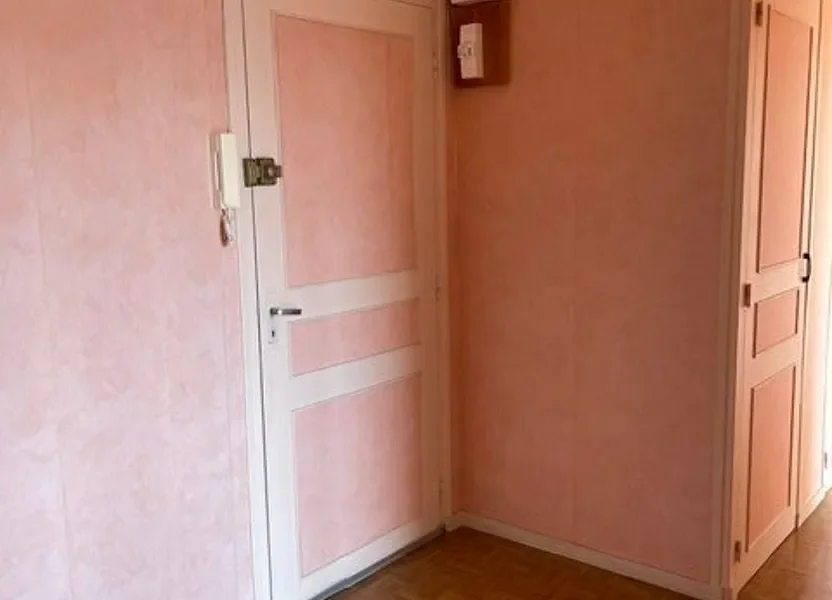 Flat Allée de la Princesse de Conti in Eu