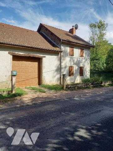 House Route D'Arronnes in La Chapelle