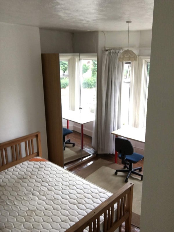 Room Bray's Lane in Coventry
