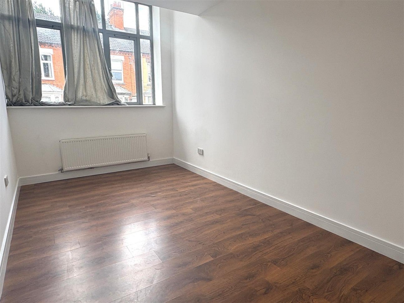 Flat Paddock Street in Oadby and Wigston