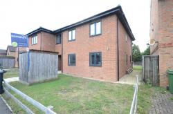 Flat The Bevers in Mortimer