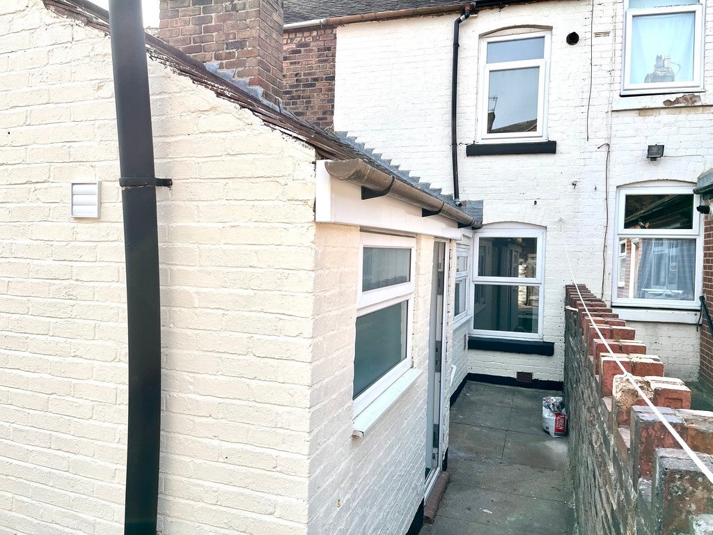 House Lewis Street in Stoke-On-Trent