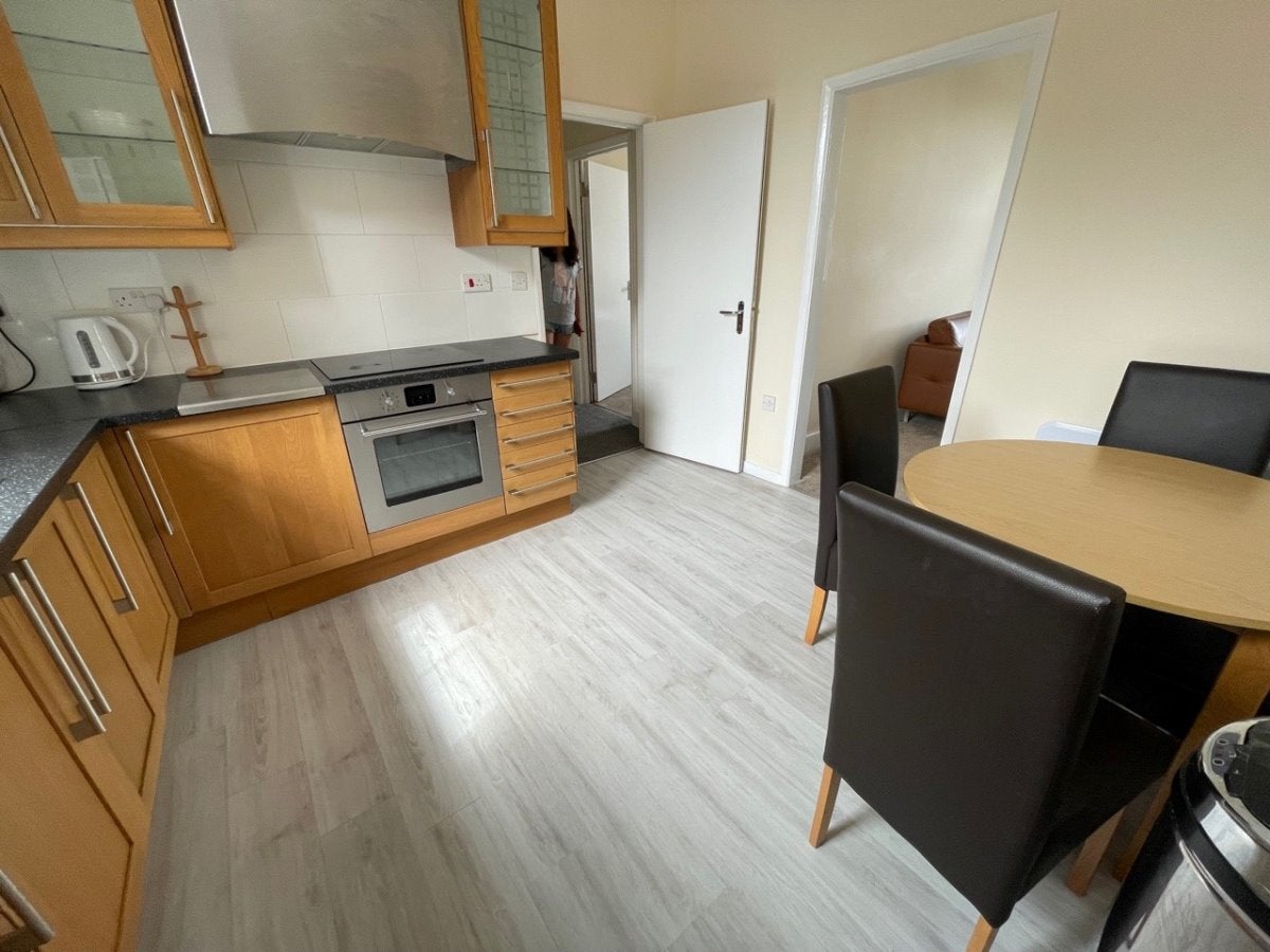 Flat Tottenham Road in Greater London
