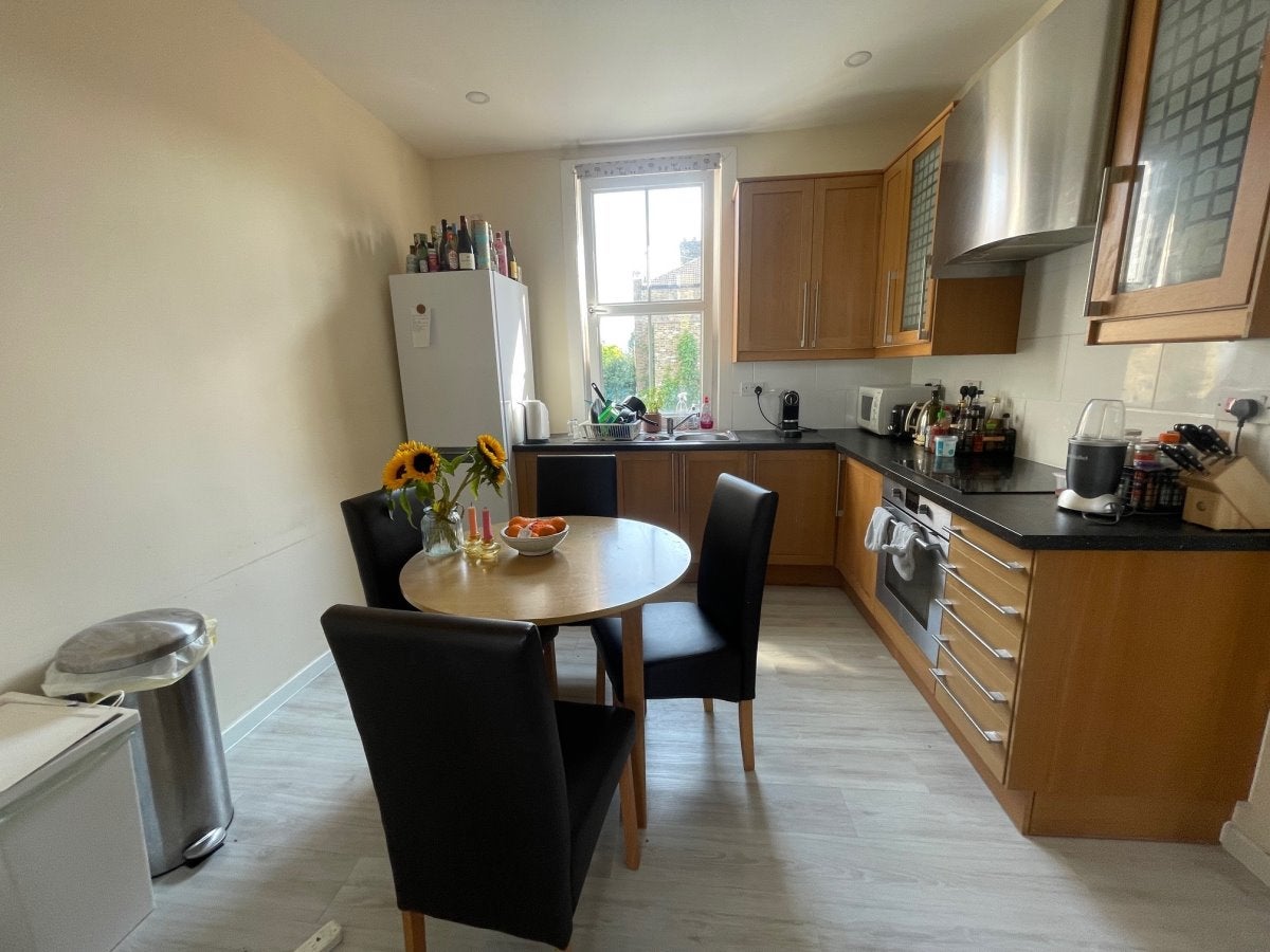 Flat Tottenham Road in Greater London