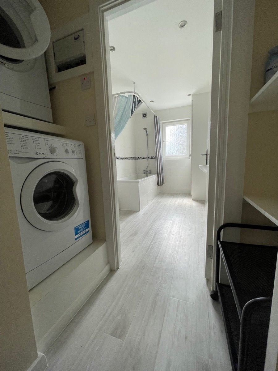 Flat Tottenham Road in Greater London