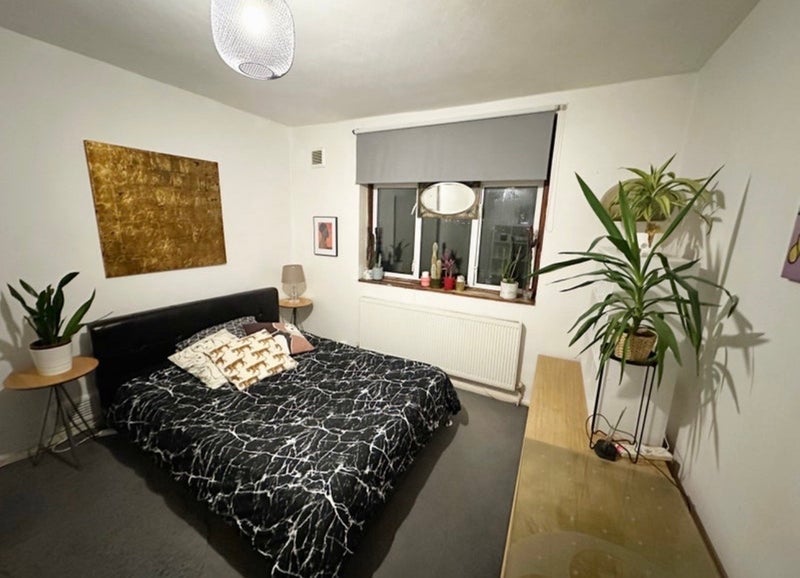 Room Pellatt Grove in Greater London