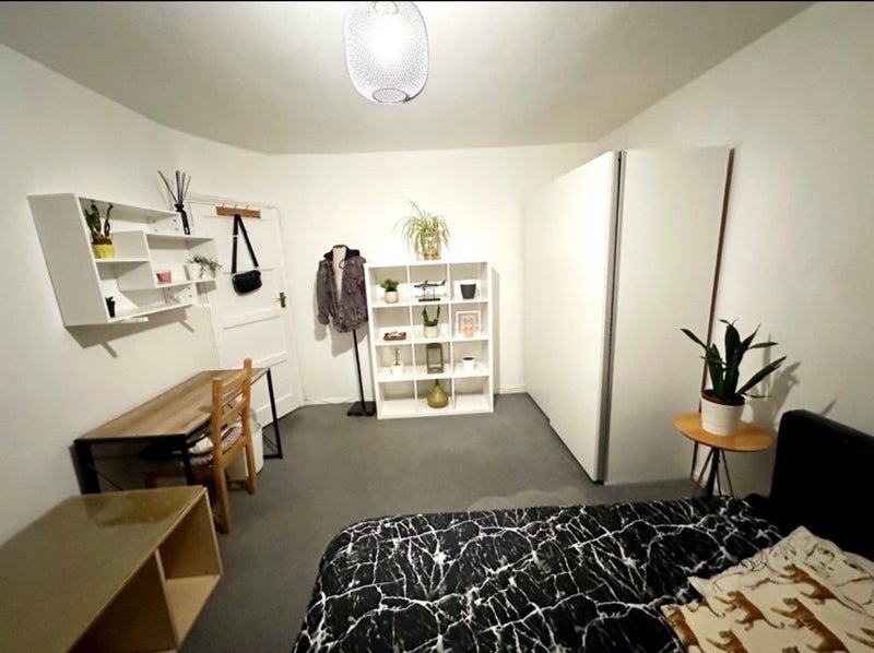 Room Pellatt Grove in Greater London