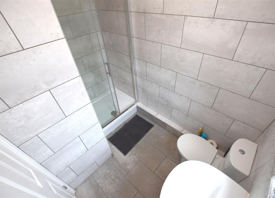 Flat Quinton Parade in Coventry