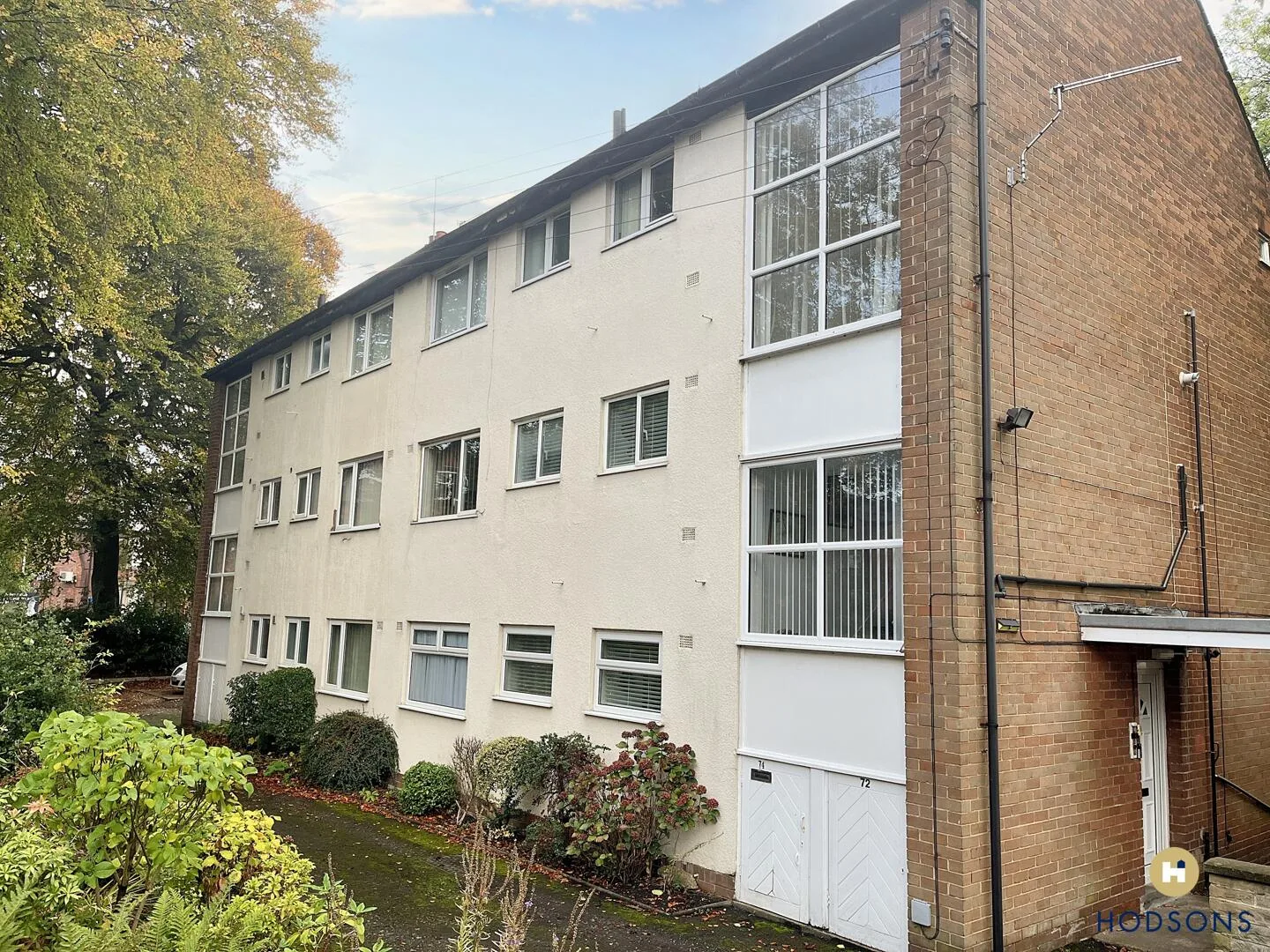 Flat Hepworth Gardens in Wakefield