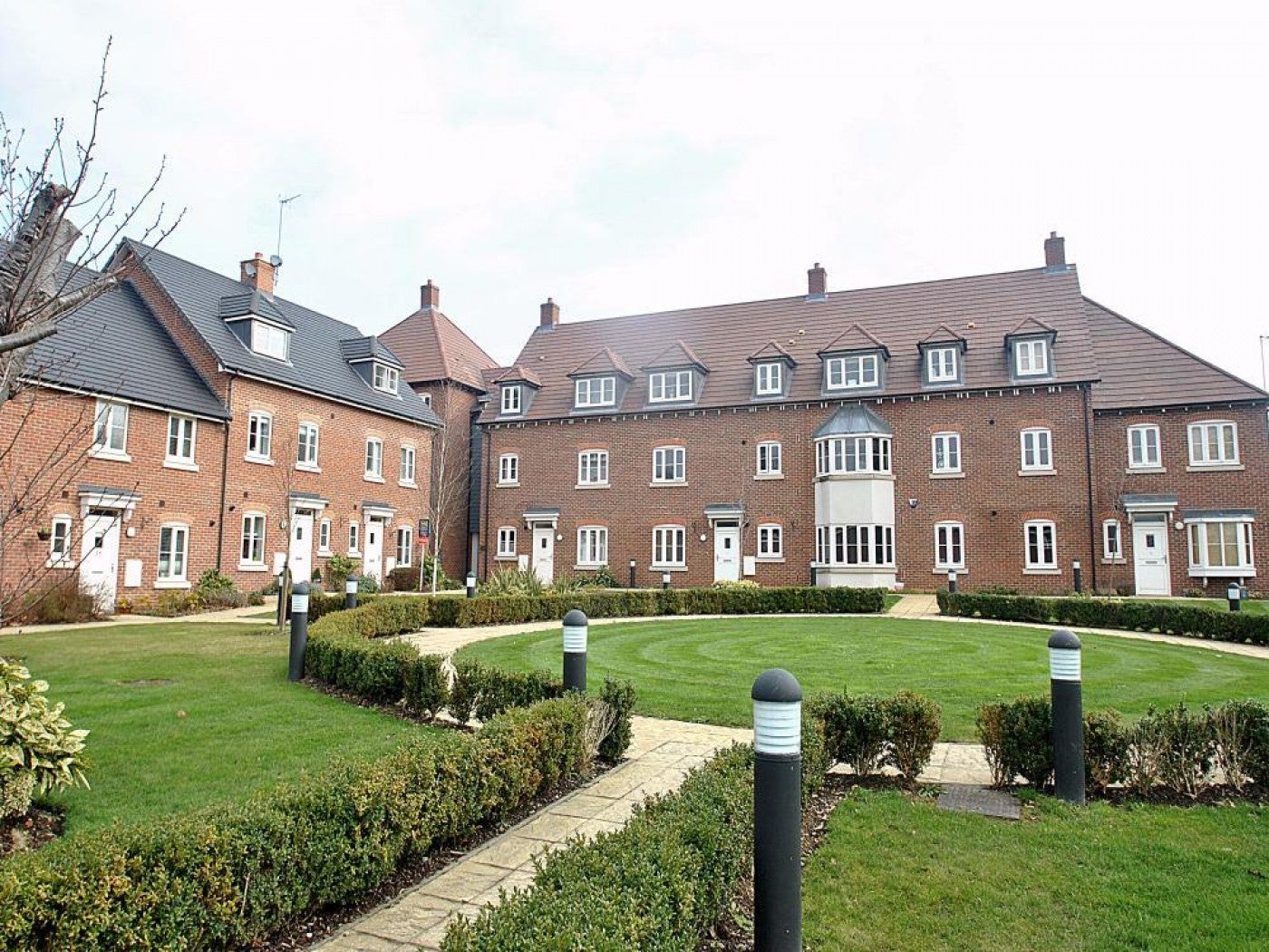 Flat Avian Avenue in St Albans