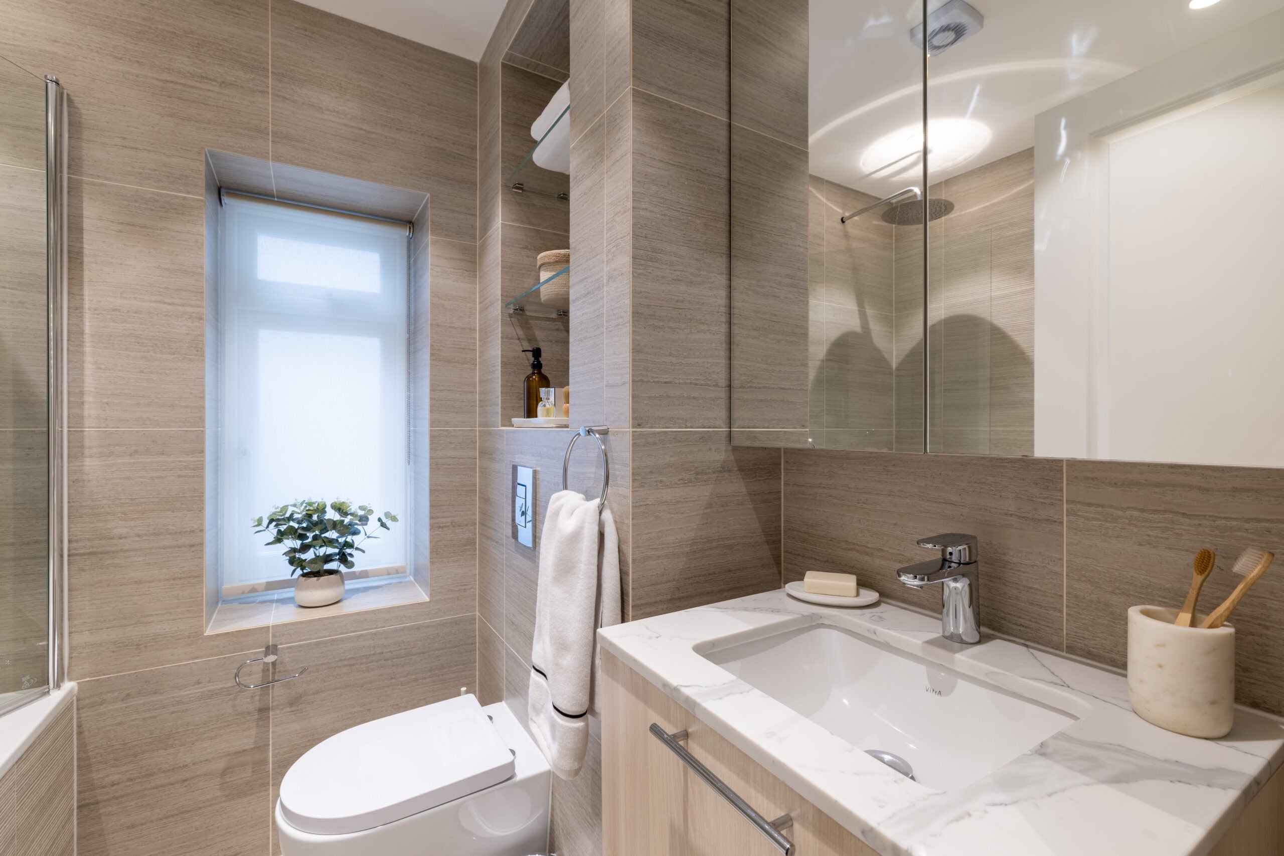 Flat Collingham Road in Greater London