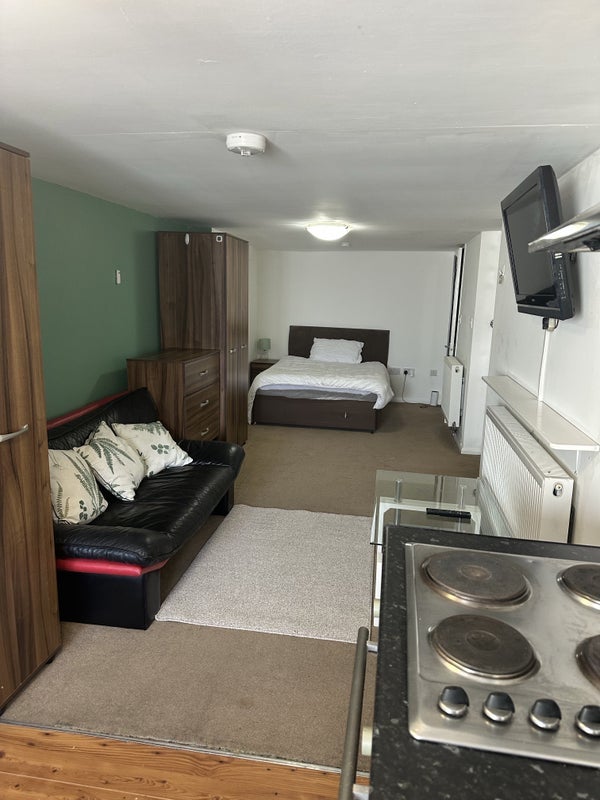 Room Spains Hall Place in Basildon