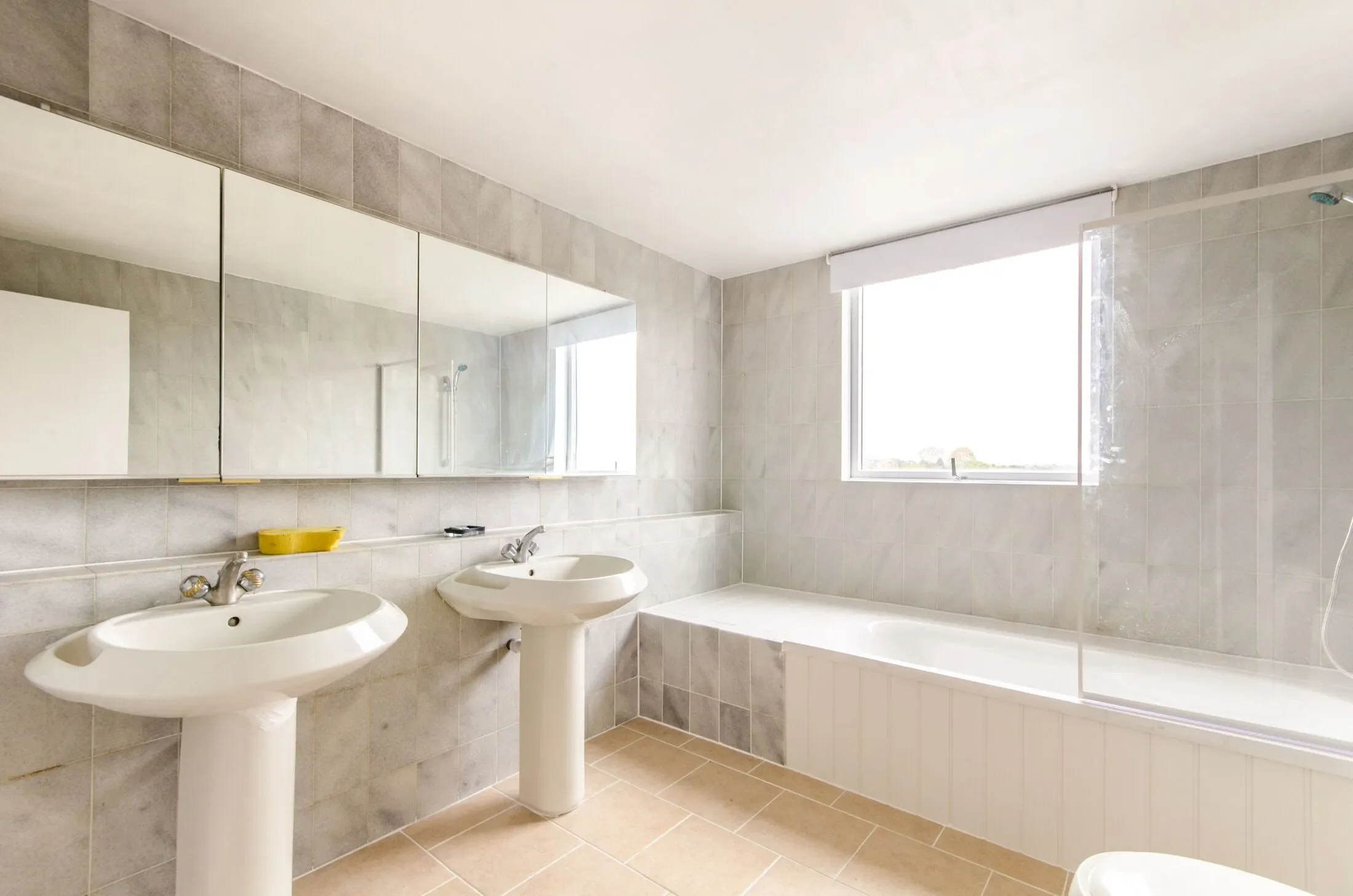 Flat York Way in Greater London