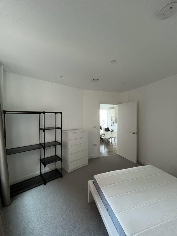 Room Old Brewery Road in Greater London