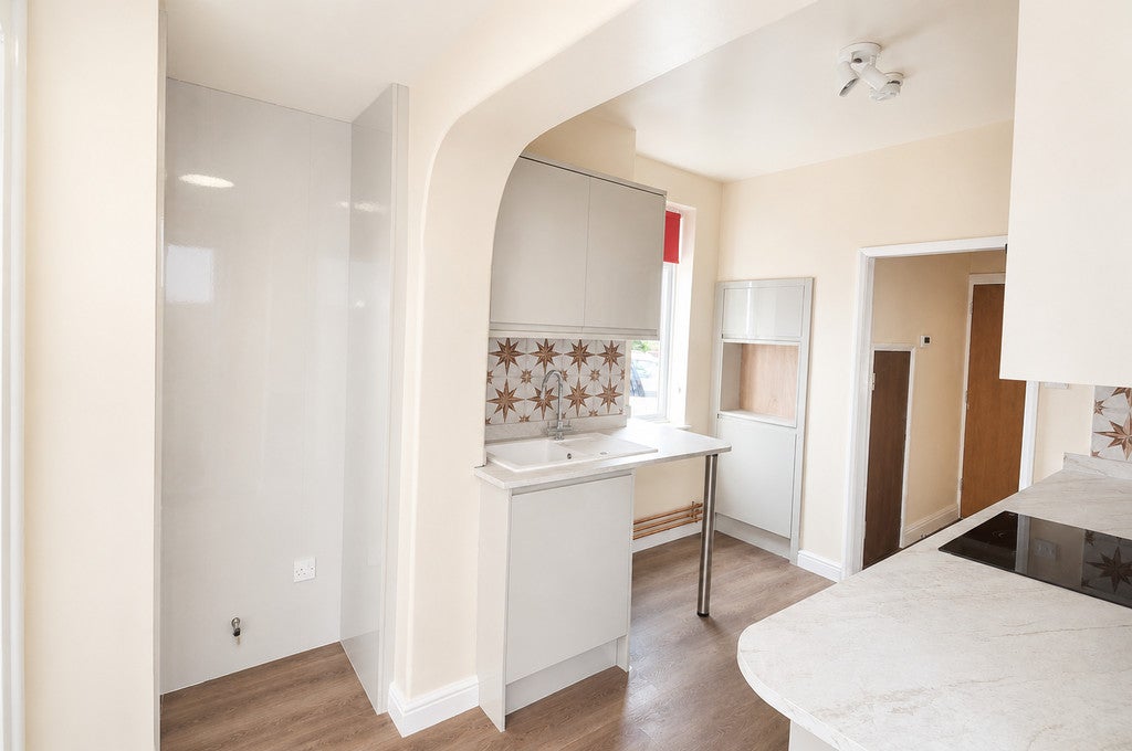 Flat High Road in Castle Point