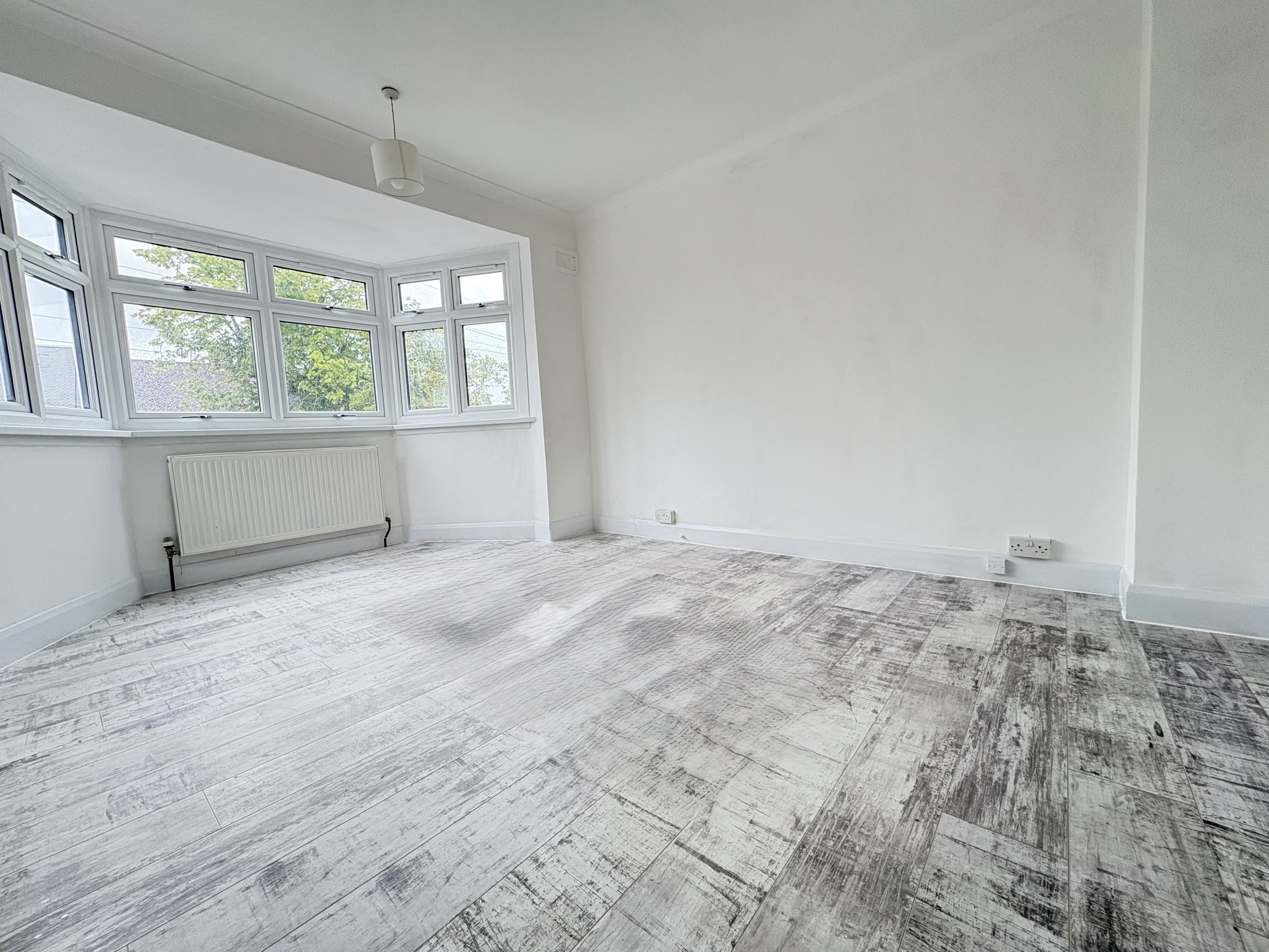 House Carstairs Road in Greater London