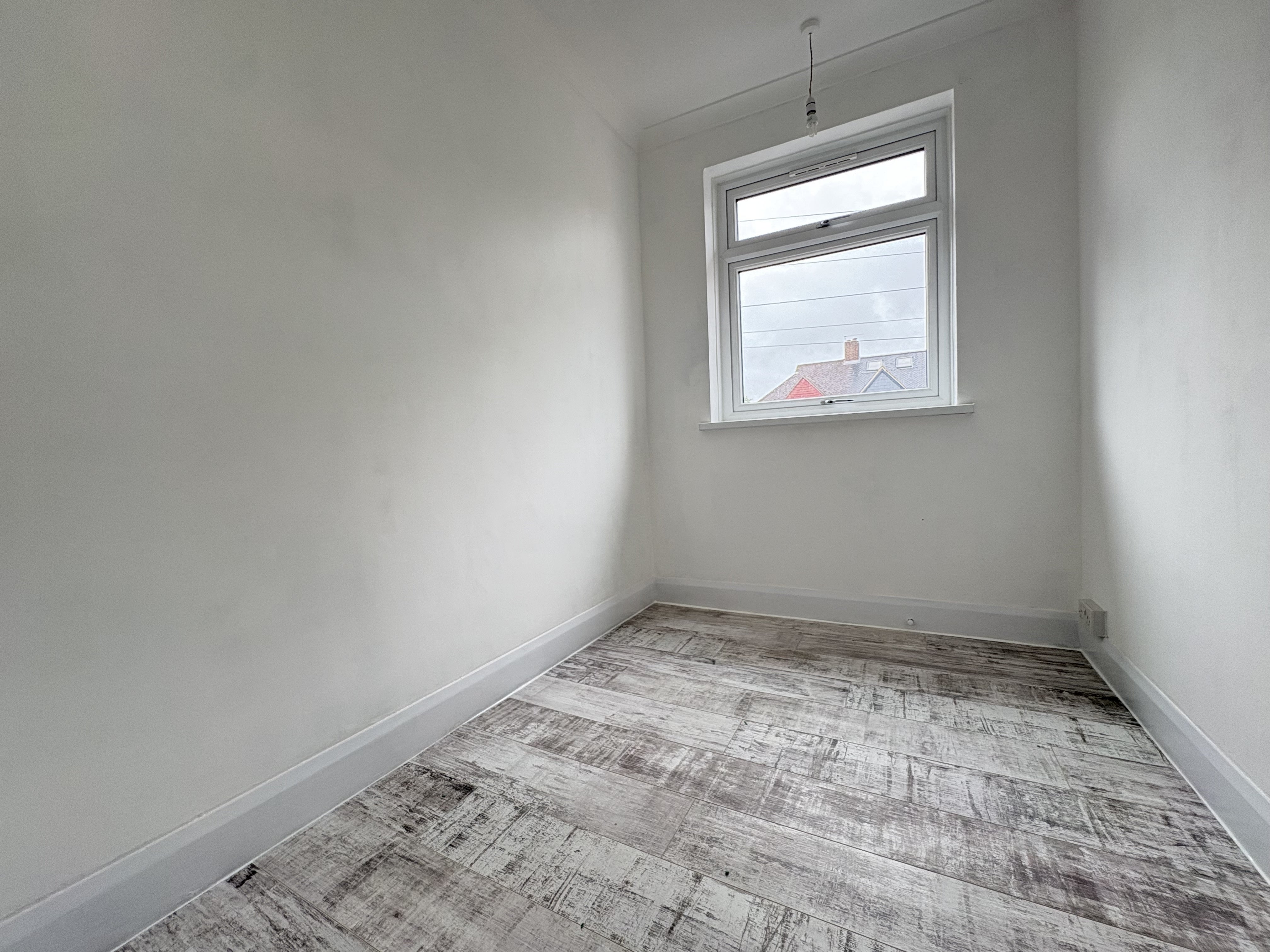 House Carstairs Road in Greater London