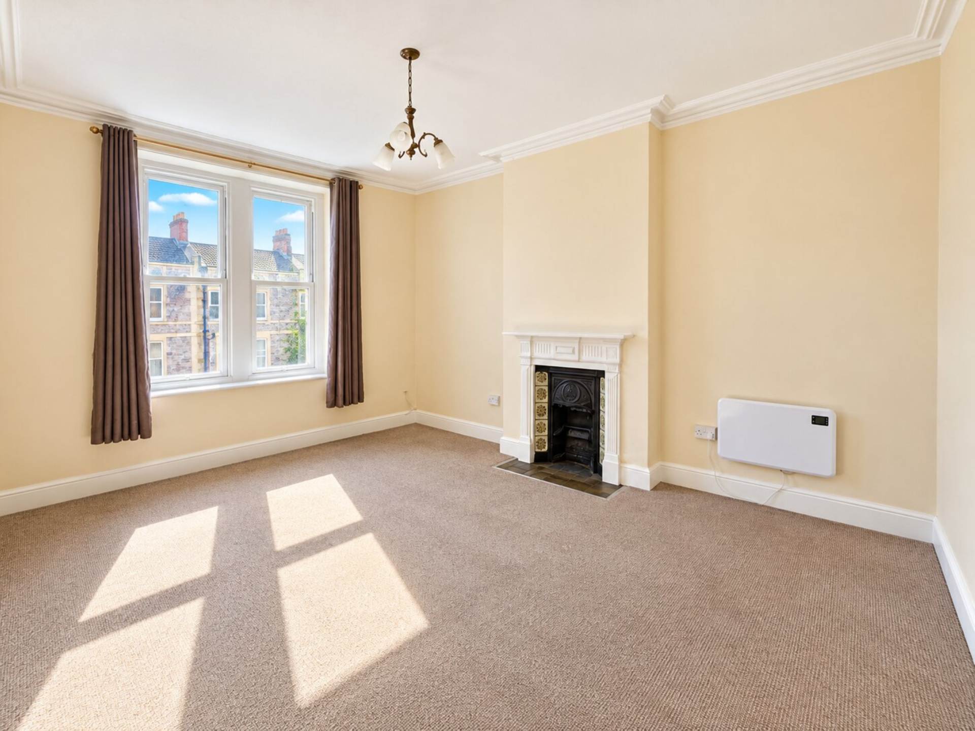 Flat Connaught Place in Weston-super-Mare