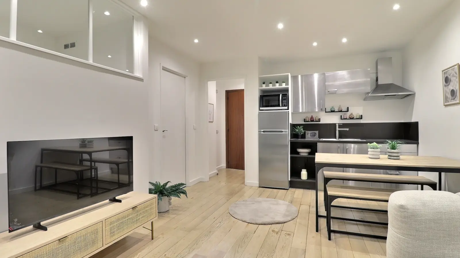 Flat Rue Paul Saunière in Paris