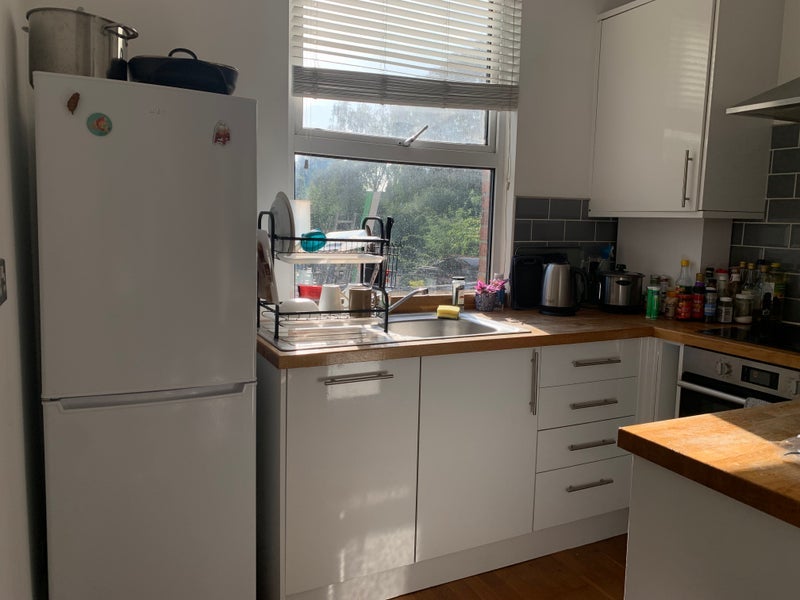 Room Acton Lane in Greater London