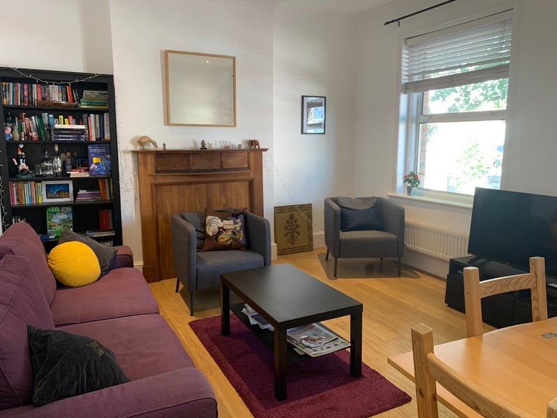 Room Acton Lane in Greater London