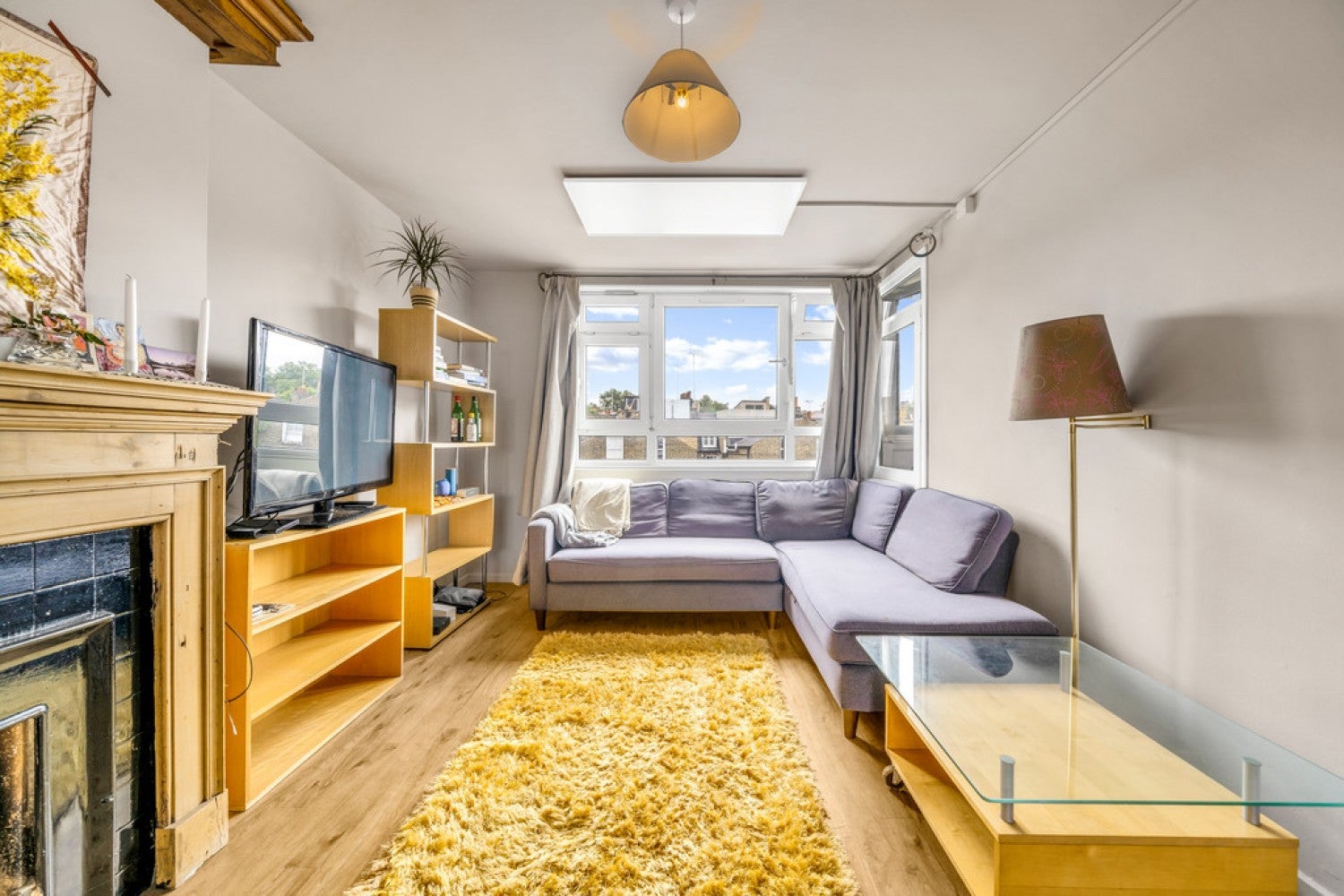 Flat Searles Close in Greater London