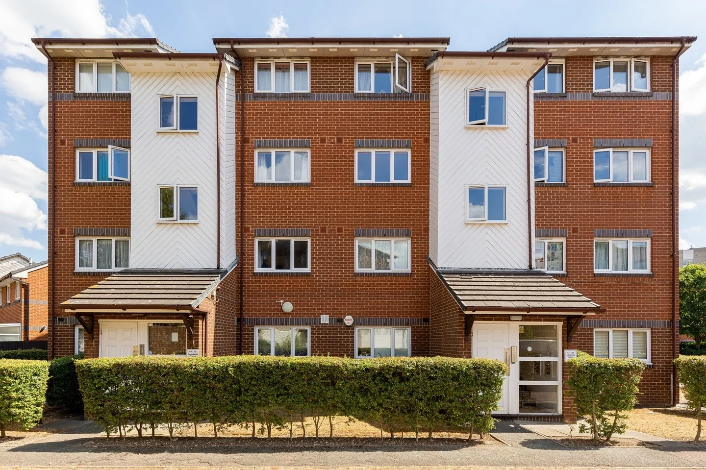 Flat Goodwin Close in Greater London