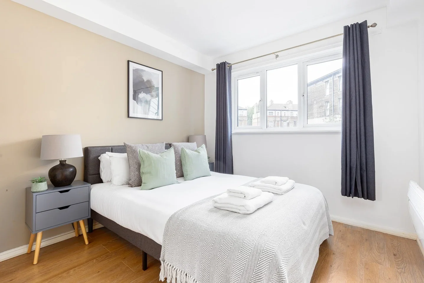 Flat Goodwin Close in Greater London