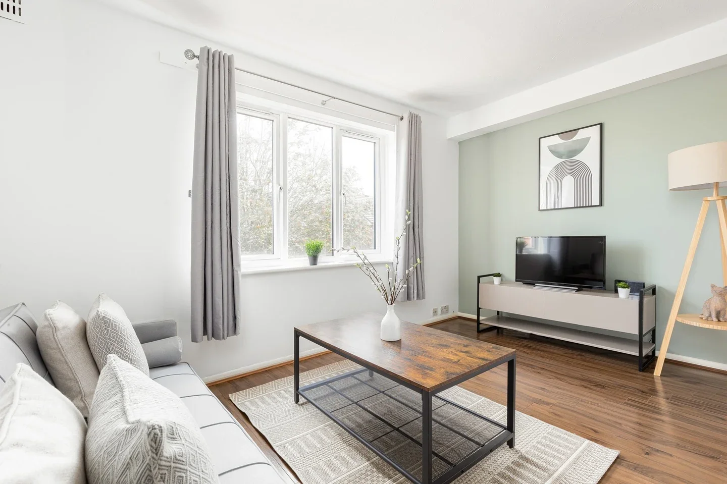 Flat Goodwin Close in Greater London
