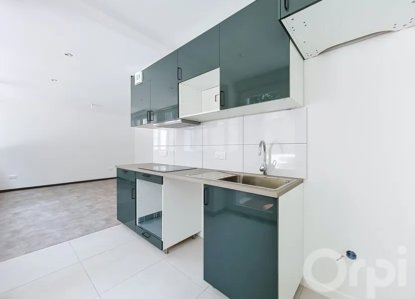 Flat Rue de Marseille in Maisons-Alfort