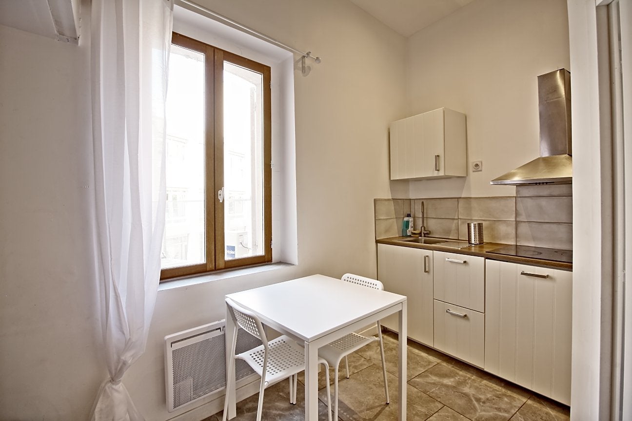 Appartement Rue de la Rotonde à Marseille