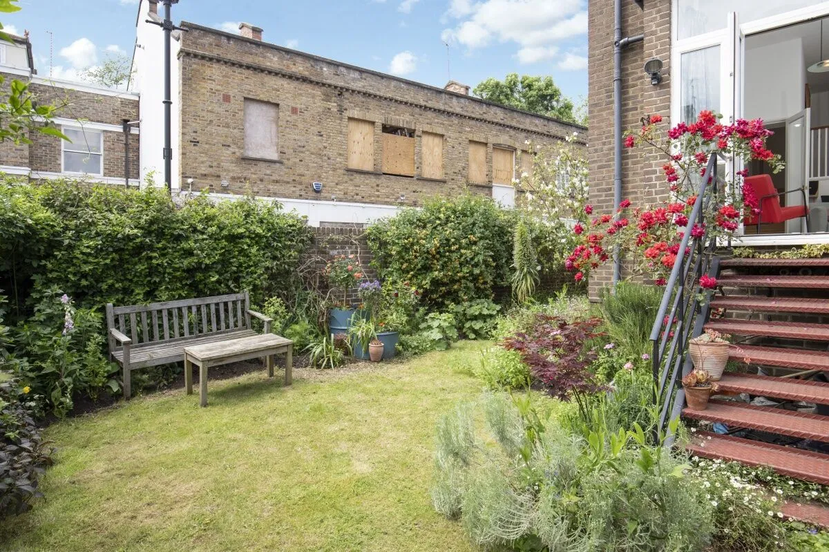 House Edward's Cottages in Greater London