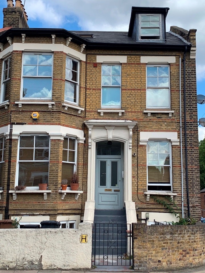 Flat Thistlewaite Road in Greater London