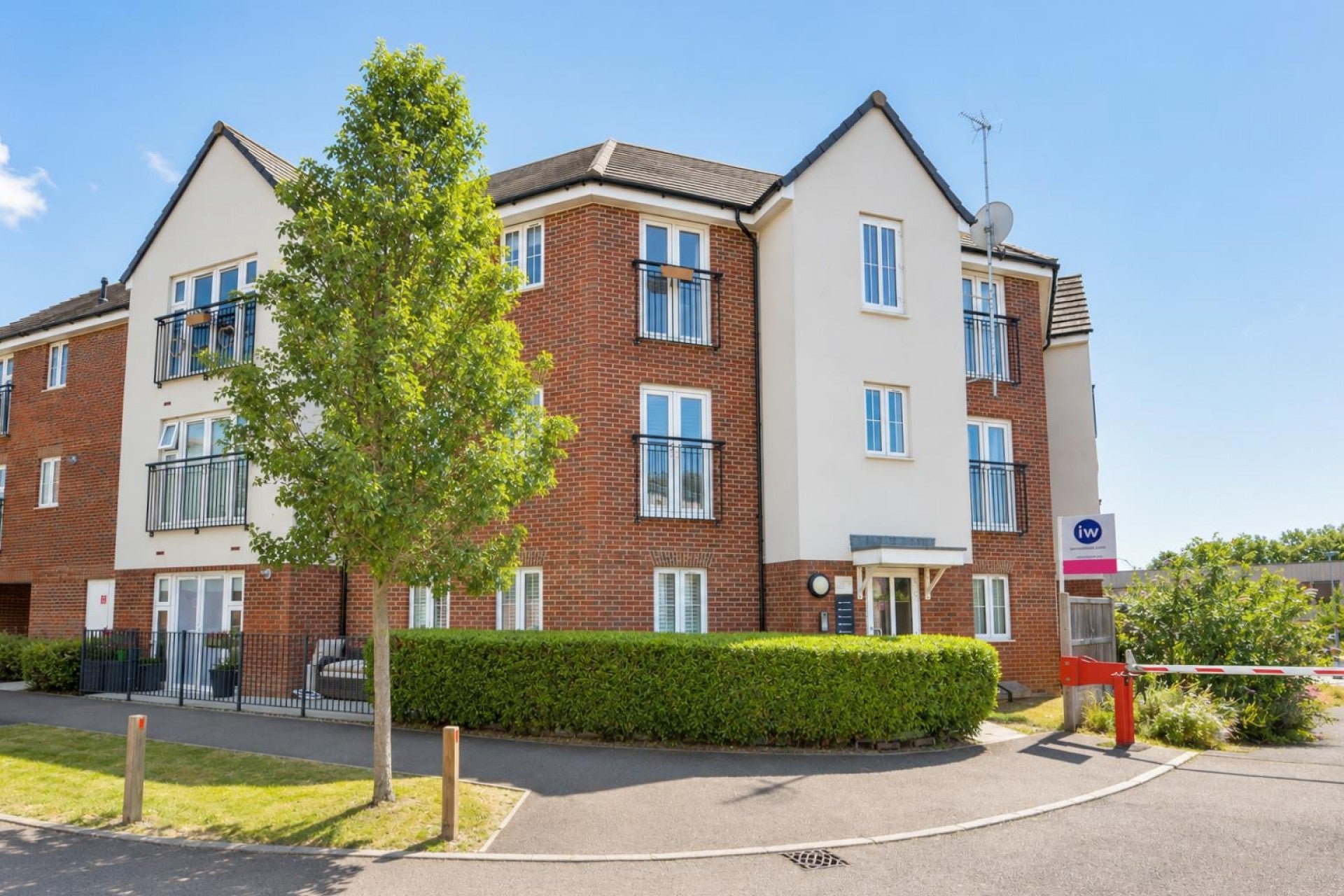 Flat Keen Avenue in East Hertfordshire